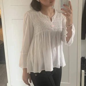 odd molly blus - aldrig använd odd molly blus i storlek ”1” som passar XS-M. 🤍 