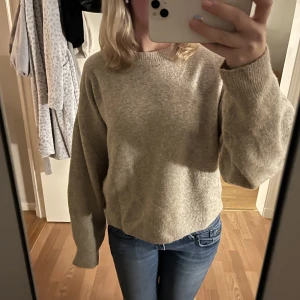 Stickad tröja  - Stickad tröja från weekday 🤗