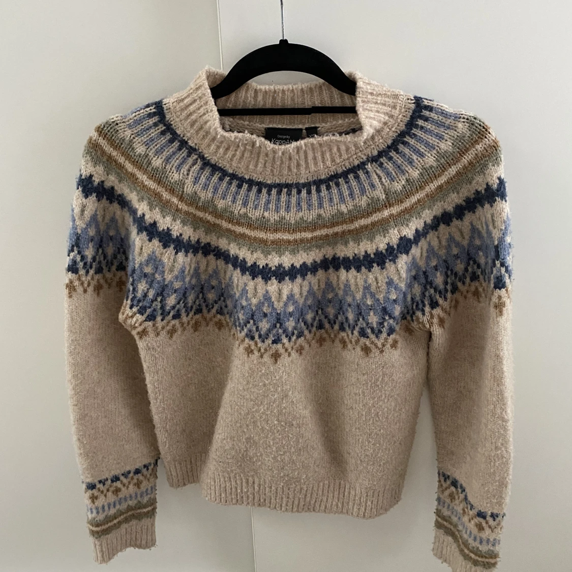 Stickad tröja