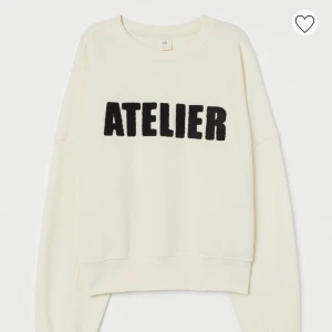 Hm sweatshirt  - Sweatshirt från hm, storlek S och i bra skick!  Köparen står för frakt! 