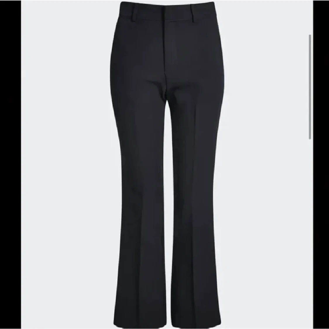 Kostymbyxor svarta