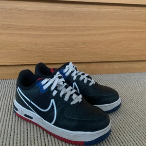 Nike air force  - Snygga air force storlek 37!