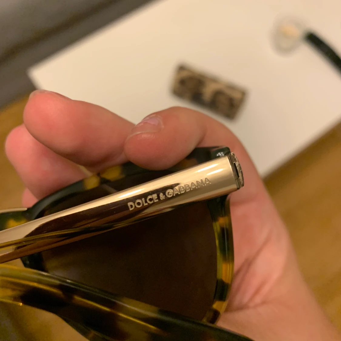 äkta g&b solglasögon - 90