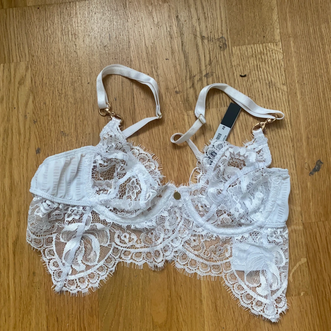 Gooseberry intimates NYSKICK