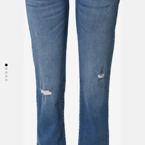 Ltb jeans  - Helt nya jättesnygga LTB jeans low waist bootcut i storlek 25/30. Sitter superbra på mig som är ca 160 men lite för korta tycker jag ,går till över knölen men vill helst ha löngre ! Hör av er vid frågor 💕