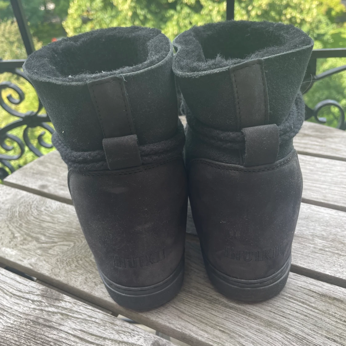 Inuikii med kilklack - 90