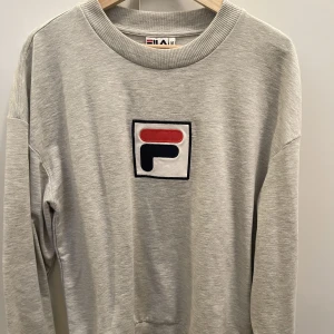 Fila tröja - Fila tröja i storlek M