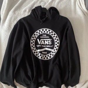 Vans hoodie  - Använd fåtal gånger.