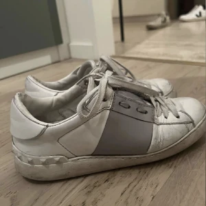 Valentino skor - As snygga valentino skor i storlek 36