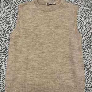 Vest from NA-KD, size S