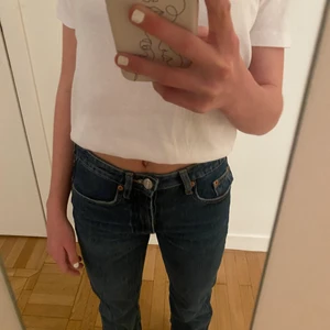 Zara jeans  - Fina zara jeans. Hör av dig vid frågor eller intresse❤️❤️