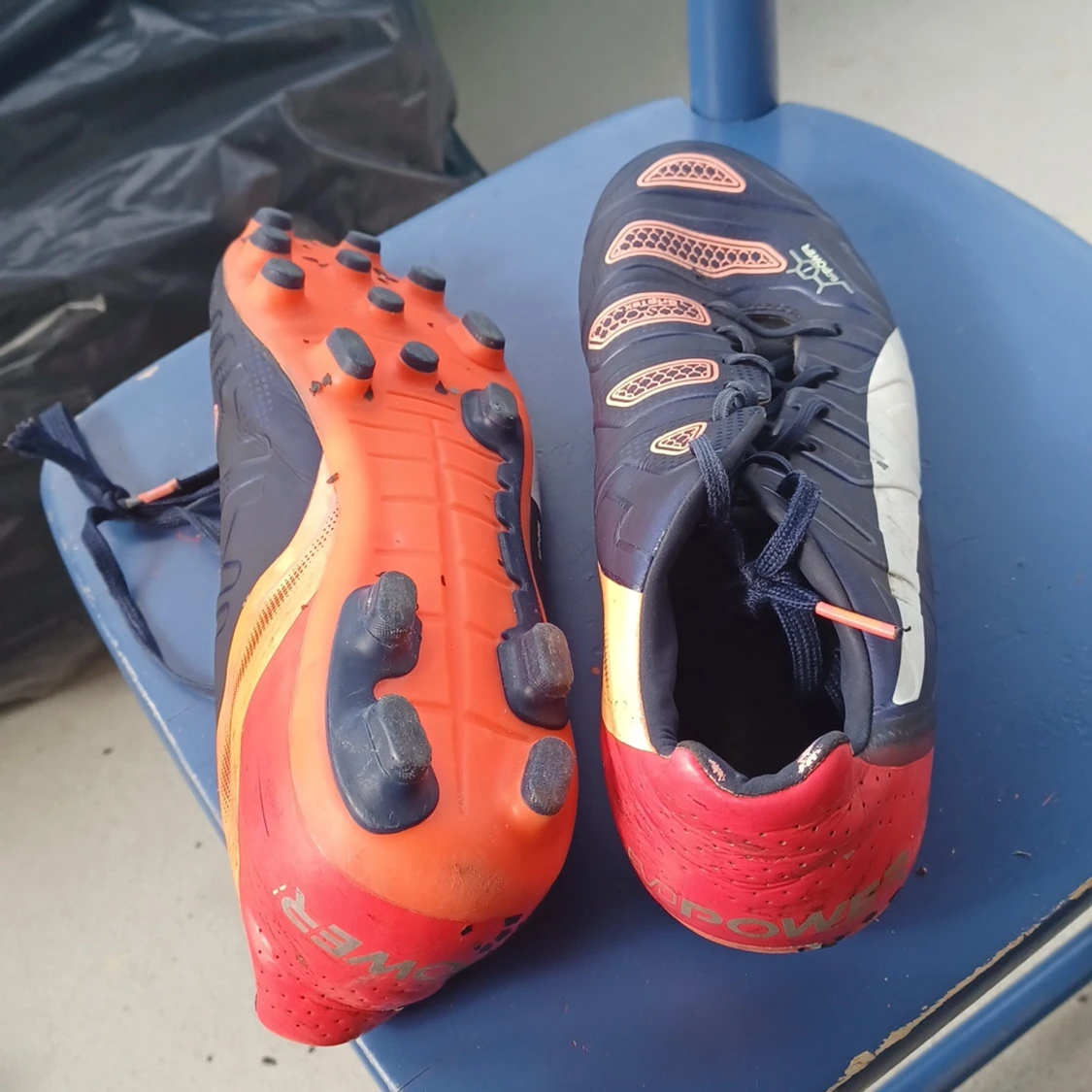 Puma evopower fotbollsskor (använda) - 91