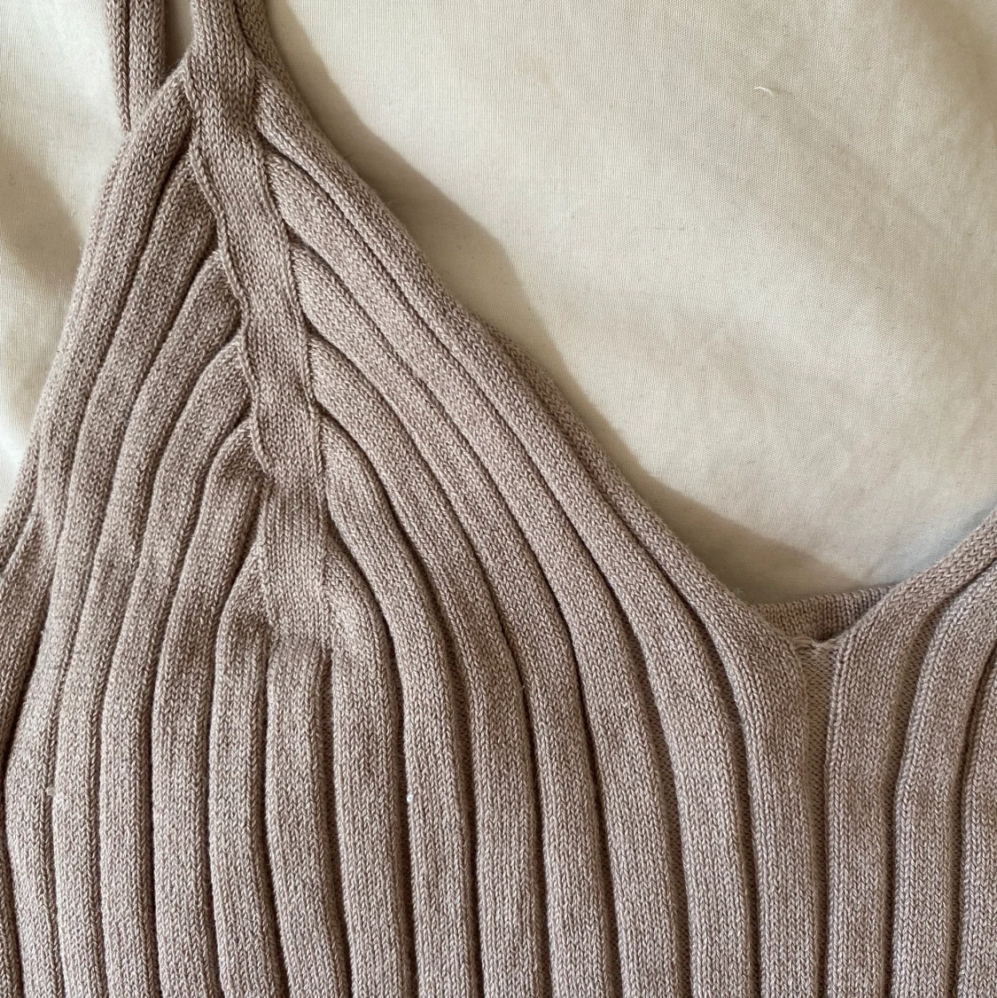 Stickribbad topp - 90