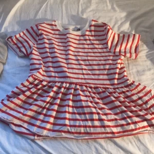 Fin Zara tröja❣️ - Säljer min zara tröja som tyvärr inte kommit till användning❤️