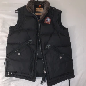 Parajumpers Kobuk - Gammal modell Kobuk av parajumpers, Storlek S 