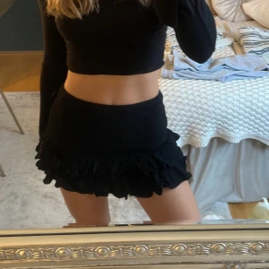 Kjol - Kjol med shorts under som är superfin. Från zara