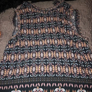 Linne storlek M - Linne från VILA storlek m 