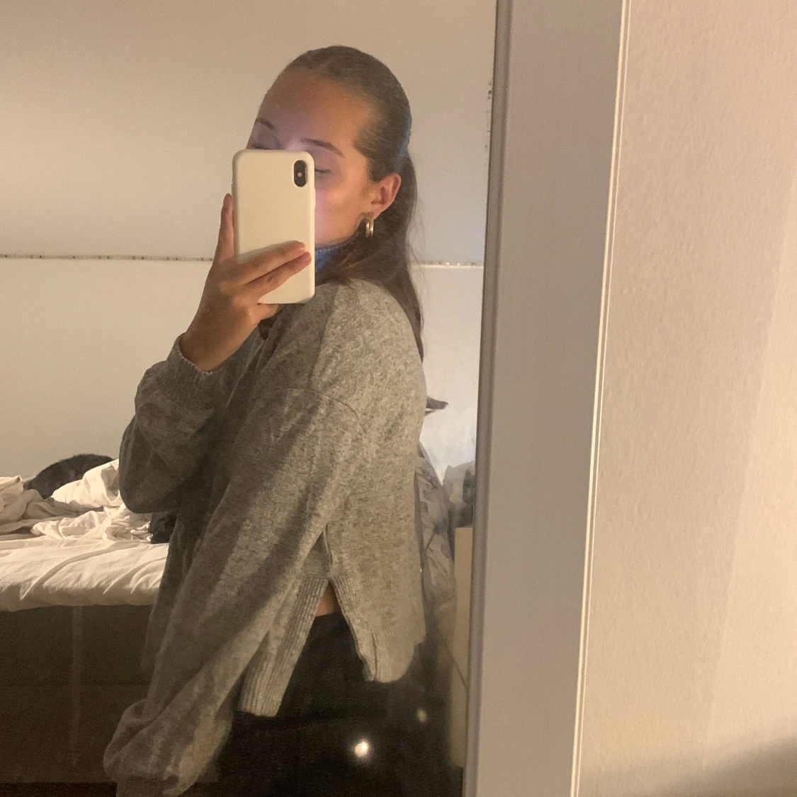 Stickad grå tröja  - 90