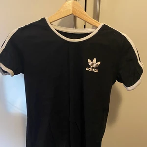 Adidas tshirt - används ej