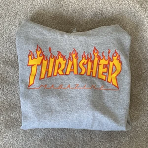 Thrasher hoodie grå - Tvättad någon gång