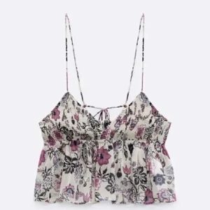 Zara topp - Supersnygg zara topp i stl XS, som jag vill BYTA till en likadan i stl S!