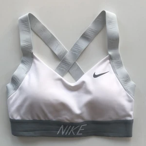 Nike sports bra - Nike sport-bh i strl xs, så fin på!!