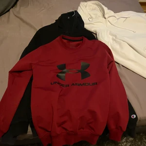 Under armour tröja - Storlek s