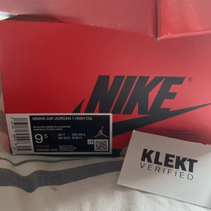 Air Jordan 1 high, UNC TO CHICAGO (2020) - Dam storlek 41 men skulle säga att den ungefär år i 41 för herr, skick 9