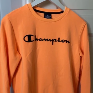 Oversized tröja - Jätte fin oversized tröja, den är x-large men passar som M-L. Bra skick