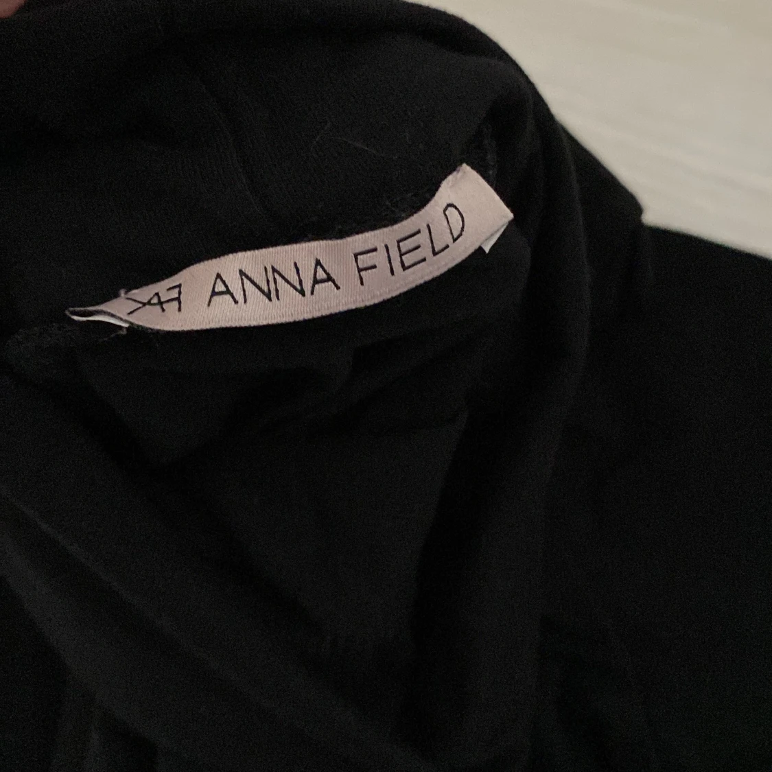 Svart polotröja  - 91