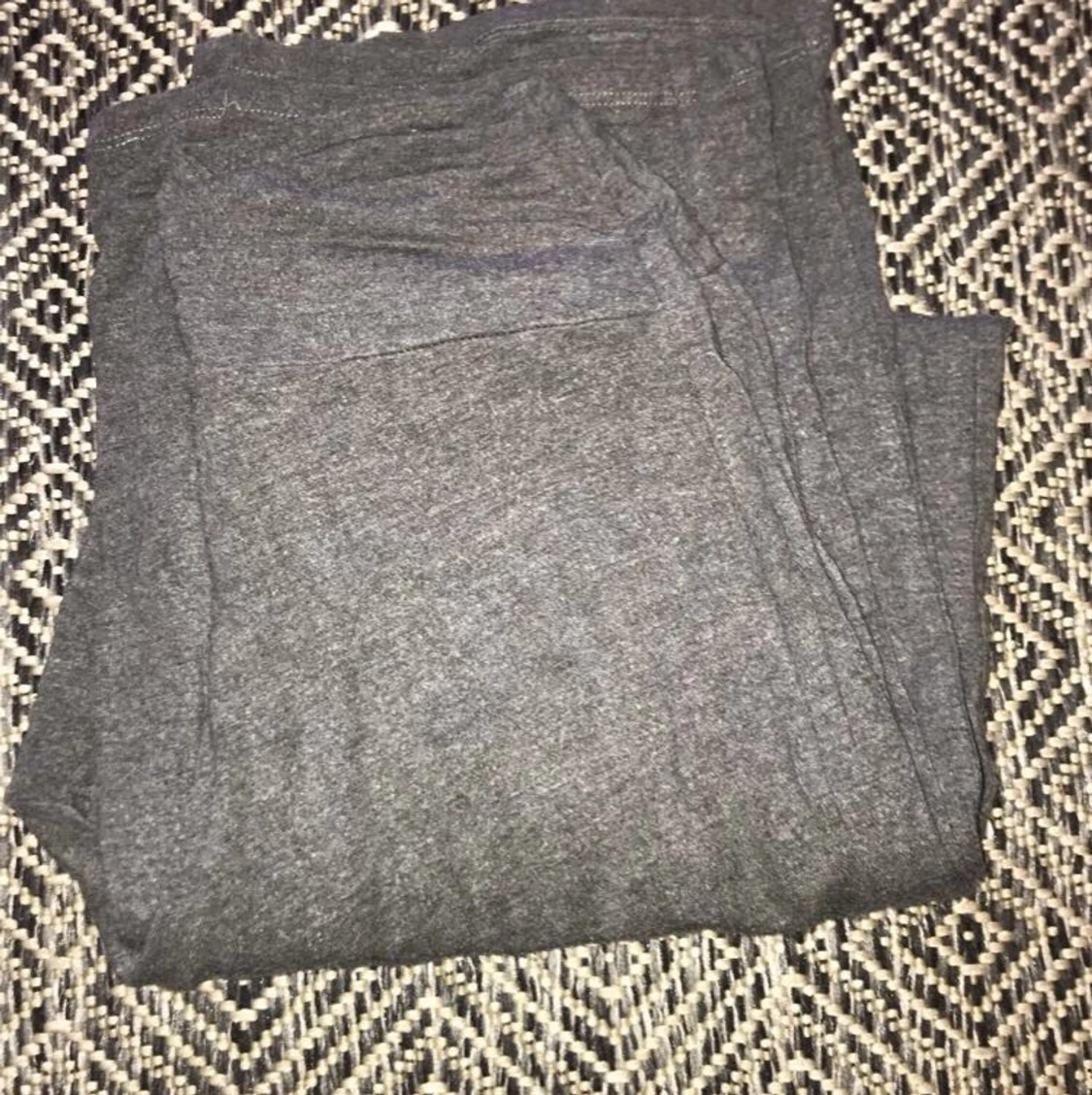 Mjuka, vida, gråa byxor - 91