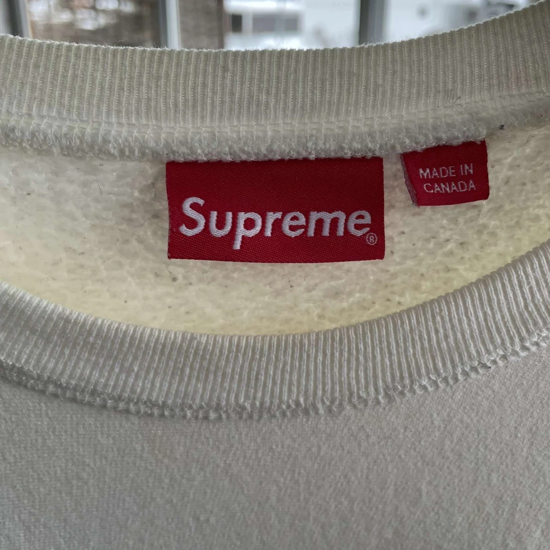 Supreme Sweatshirt - 91