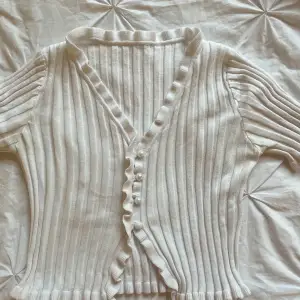 Super cute white ribbed top, size S good condition 