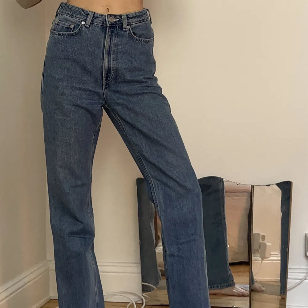 Modell Rowe längd 34’ strl 27. Jeans & Byxor.