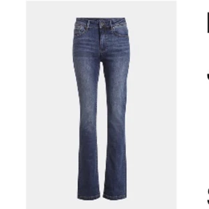 Bootcut jeans - Superfina jeans som tyvärr var lite för små för mig 💓💓 Är endast provade med lappen kvar 🥰 Kan mötas i Sthlm 