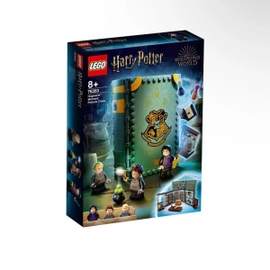 LEGO 76397 Harry Potter Hogwarts - LEGO 76397 Harry Potter Hogwarts Slytherin Book Potions Class Säljs då det bara står som dekoration. Kom privat för mera bilder.  Instruktioner finns på internet Nypris 400kr