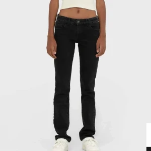 Lågmidjade jeans - Aldrig använda sitter perfekt 