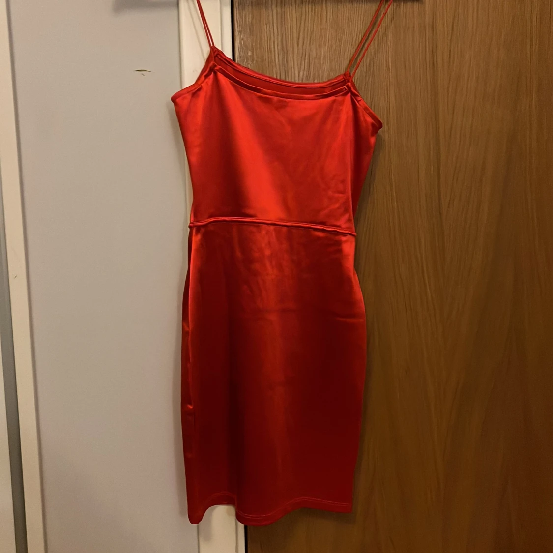 Röd klänning  - 91