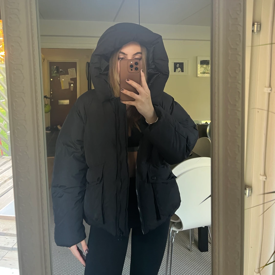 Svart puffar jacket  - 91