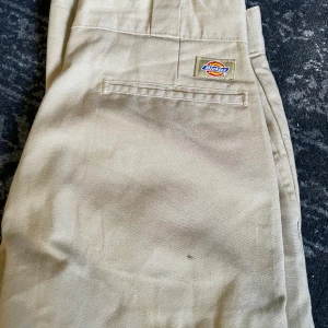 dickies chinos  - chinos från dickies storlek 30 köparen står för frakt!