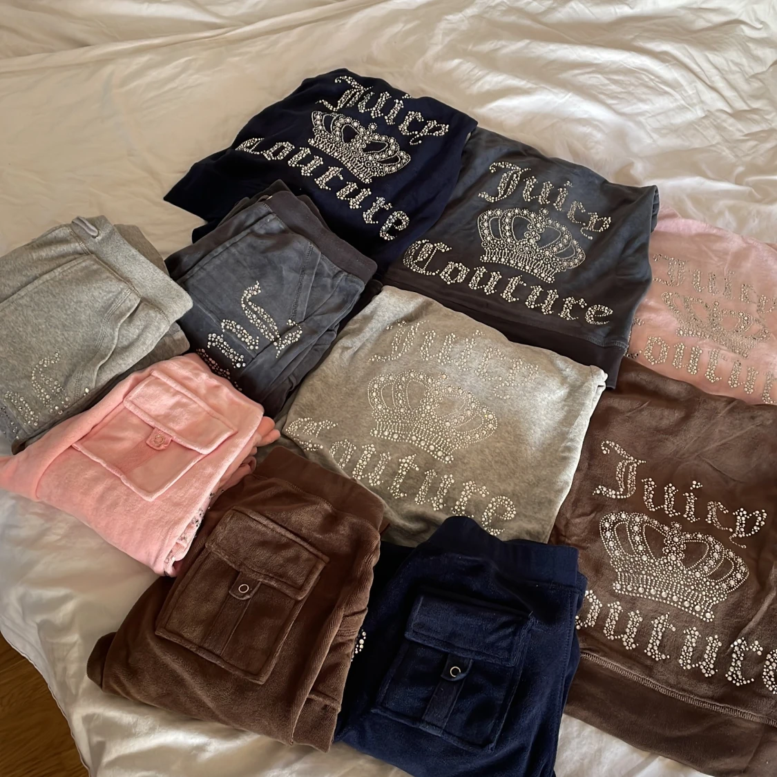 Juicy Couture  - 90