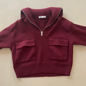 Zara tröja/jacka - Skitsnygg zara jacka/tröja, väldigt varma 