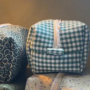 Necessär  - egensydd necessär 🤍 mindre i storleken men forfarande rymlig!