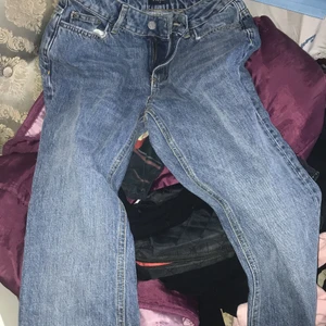 Jeans lågmidjade - Lågmidjade jeans 