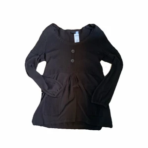 brun stickad klänning - köpt från myrorna, aldrig använt av mig, passar säkert någon annan bättre, hör av dig vid intresse. 💓