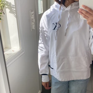 Calvin Klein hoodie ✌🏽 - Aldrig använd  (Kan diskutera pris) 