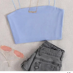 Blått linne - Fint linne från Shein, köpte för 49kr. Säljer då den inte kommer till användning. Väldigt tajt. Köparen står för frakten.