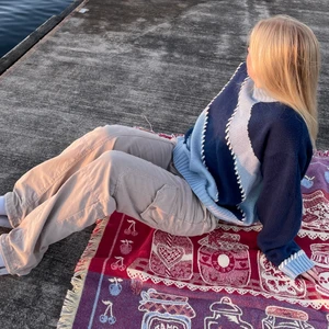 Stickad tröja - Cool stickad tröja. 