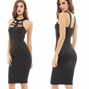 Midiklänning svart, AX PARIS - Klänning i midilängd från AX Paris  Nyskick 