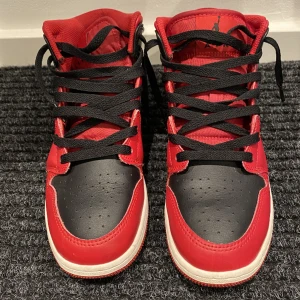 Jordan 1 - Typ helt nya Jordans. As fina och använda 1 gång. + Paket och allt med